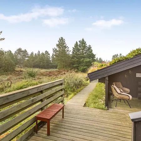 Tole - 2km From The Sea By Interhome *